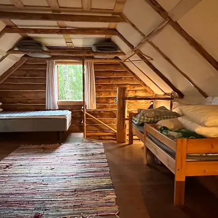 Jaervenukka Puhkemaja *