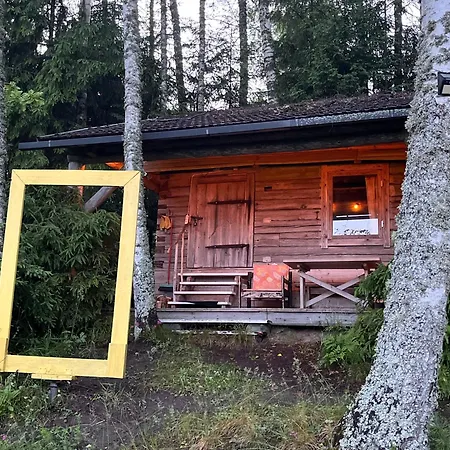 Dom wakacyjny Jaervenukka Puhkemaja Ahijarve