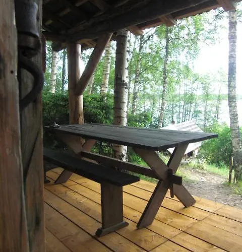 Jaervenukka Puhkemaja Ahijarve