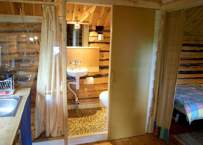 Jaervenukka Puhkemaja Ahijarve